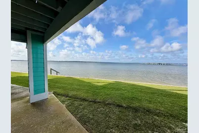 15934 Innerarity Pt Rd, Pensacola, FL 32507 - Photo 11