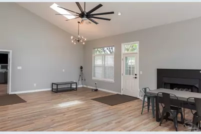 1301 E Cross St, Pensacola, FL 32503 - Photo 3