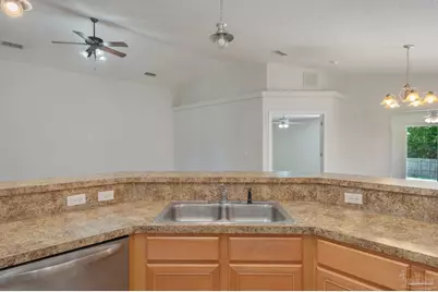 2070 Catline Cir, Navarre, FL 32566 - Photo 11