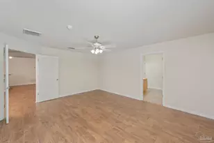 2070 Catline Cir, Navarre, FL 32566 - Photo 17