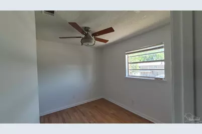852 Garnet St, Pensacola, FL 32505 - Photo 5