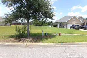 5751 Highland Lake Dr, Milton, FL 32583 - Photo 1
