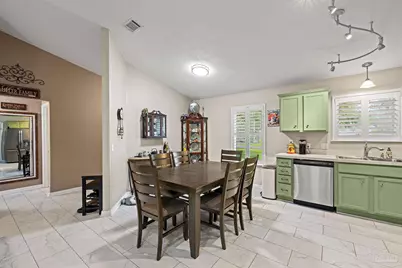 2478 Houston Cir, Gulf Breeze, FL 32563 - Photo 5