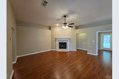 5963 Ashton Woods Cir, Milton, FL 32570 - Photo 11