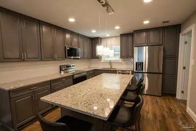 91 Faron Cir #B, Gulf Breeze, FL 32561 - Photo 5