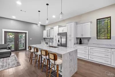 1306 E Gonzalez St, Pensacola, FL 32501 - Photo 13