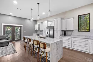 1306 E Gonzalez St, Pensacola, FL 32501 - Photo 13
