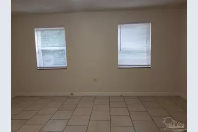 204 Holmes Dr #B, Pensacola, FL 32507 - Photo 3