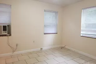 204 Holmes Dr, Pensacola, FL 32507 - Photo 5