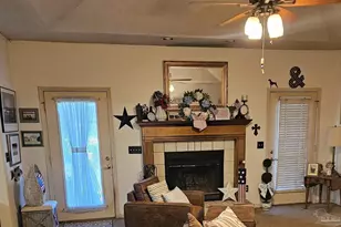 709 Winterset Dr, Cantonment, FL 32533 - Photo 3