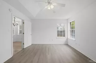 2678 Hidden Estates Cir, Navarre, FL 32566 - Photo 19