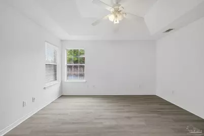 2678 Hidden Estates Cir, Navarre, FL 32566 - Photo 17