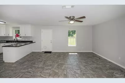 1830 Cedar Park Dr, Cantonment, FL 32533 - Photo 9