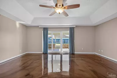 2212 Blue Lake Dr, Pensacola, FL 32506 - Photo 9