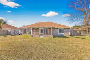 2212 Blue Lake Dr, Pensacola, FL 32506 - Photo 57