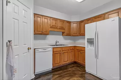 2212 Blue Lake Dr, Pensacola, FL 32506 - Photo 19