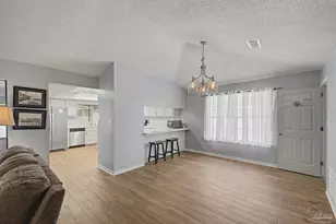 6323 Summer Lakes Ln, Pensacola, FL 32504 - Photo 13