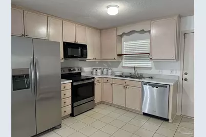 5511 Custer Dr, Pensacola, FL 32507 - Photo 13
