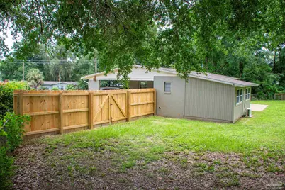 5357 Locklin Ave, Milton, FL 32570 - Photo 7