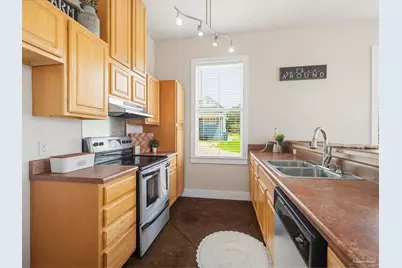 1149 N Guillemard St, Pensacola, FL 32501 - Photo 17