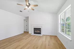 5984 Savannah Dr, Milton, FL 32570 - Photo 7