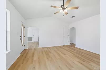 5984 Savannah Dr, Milton, FL 32570 - Photo 9