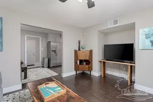 990 W Zarragossa St, Pensacola, FL 32502 - Photo 3