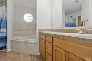 605 Armenia Dr, Pensacola, FL 32505 - Photo 21