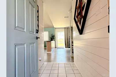 3585 Riddick Dr, Pensacola, FL 32504 - Photo 3