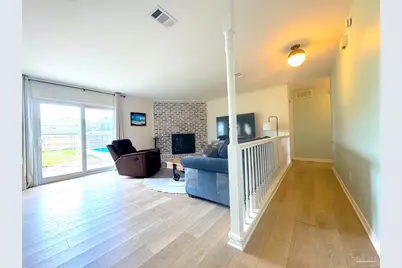 3585 Riddick Dr, Pensacola, FL 32504 - Photo 13