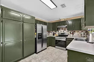 7009 Esther St, Pensacola, FL 32506 - Photo 9