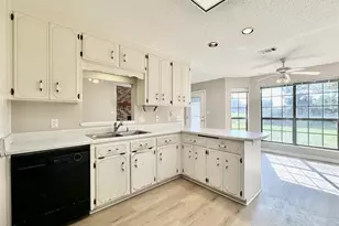 5027 Shoshone Dr, Pensacola, FL 32506 - Photo 7