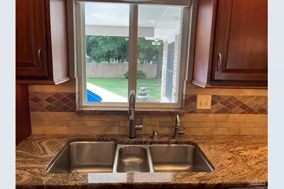 1801 Conway Dr, Pensacola, FL 32503 - Photo 11