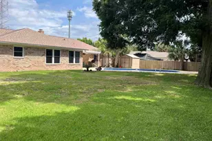 1801 Conway Dr, Pensacola, FL 32503 - Photo 45