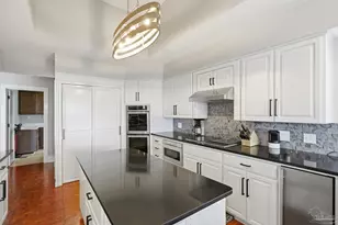 112 Matamoros Dr, Pensacola Beach, FL 32561 - Photo 19