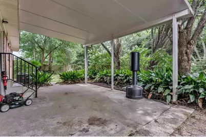 2011 Hallmark Dr, Pensacola, FL 32503 - Photo 41