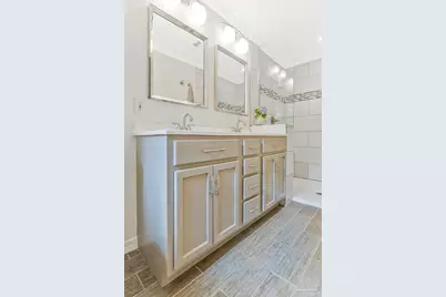 2011 Hallmark Dr, Pensacola, FL 32503 - Photo 21