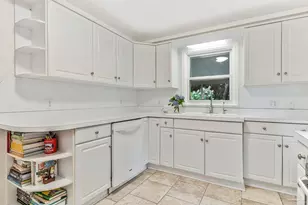 2011 Hallmark Dr, Pensacola, FL 32503 - Photo 5