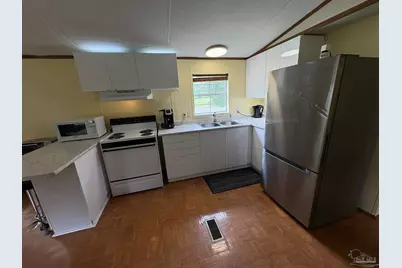 7612 Shiner Ave, Milton, FL 32583 - Photo 9