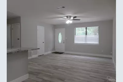 5143 Oakleaf Dr, Pace, FL 32571 - Photo 5