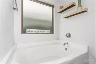 2006 Cambridge Park Dr, Gulf Breeze, FL 32563 - Photo 19