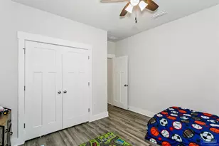 8487 Twenty One Oaks Ln, Pensacola, FL 32526 - Photo 17