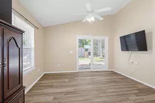 640 Calderwood Ct, Pensacola, FL 32534 - Photo 21