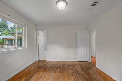 6105 E Shore Dr, Pensacola, FL 32505 - Photo 27