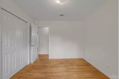 6105 E Shore Dr, Pensacola, FL 32505 - Photo 25