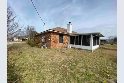 8029 Grand Bahama Dr, Pensacola, FL 32506 - Photo 23