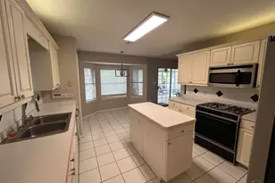 8029 Grand Bahama Dr, Pensacola, FL 32506 - Photo 11