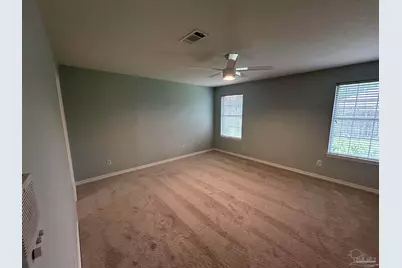8029 Grand Bahama Dr, Pensacola, FL 32506 - Photo 15