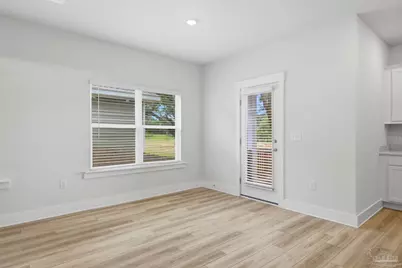 209 Camellia Dr, Cantonment, FL 32533 - Photo 9
