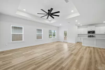 209 Camellia Dr, Cantonment, FL 32533 - Photo 3